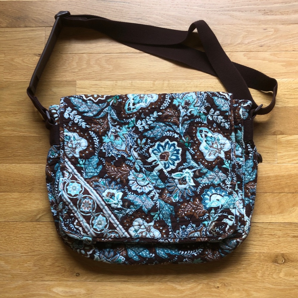 Vera Bradley Java Blue Messenger Quilted Floral Crossbody Bag